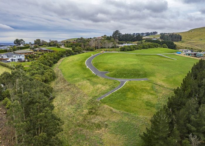  at 14 Larnder Lane, Kennedys Bush, Christchurch
