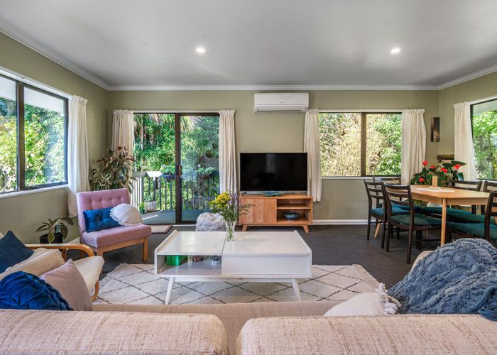  at 2/43 Sabulite Road, Kelston, Waitakere City, Auckland