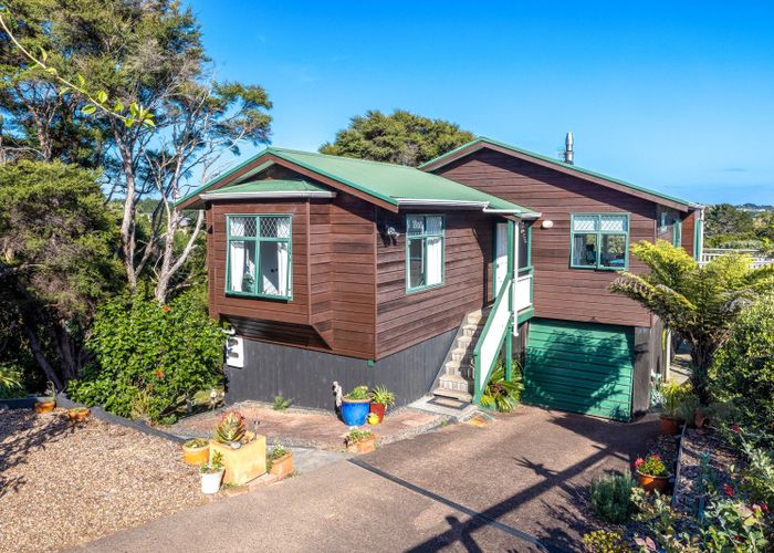  at 35 Hobson Terrace, Onetangi, Waiheke Island
