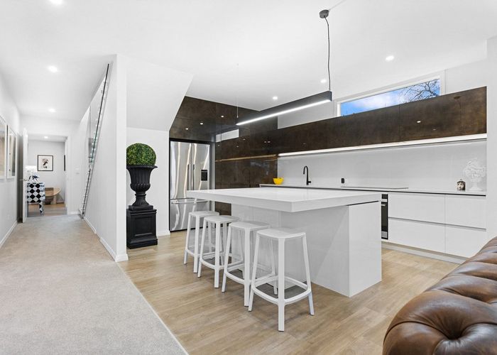  at 2 Snowdon Road, Fendalton, Christchurch City, Canterbury