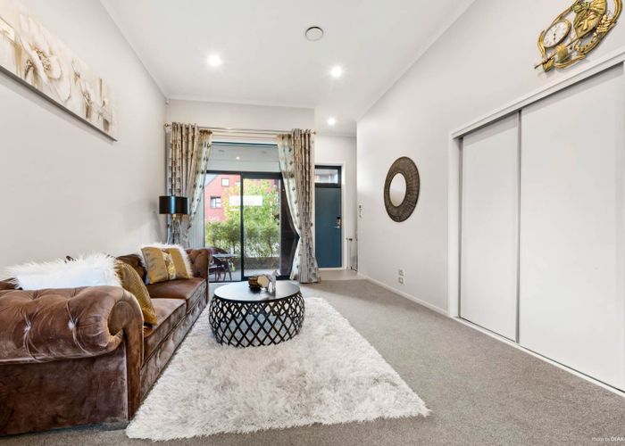  at 95 Hobsonville Road, West Harbour, Auckland