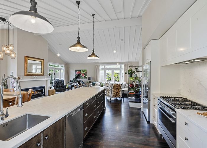  at 15 Holsworthy Road, Vogeltown, New Plymouth, Taranaki