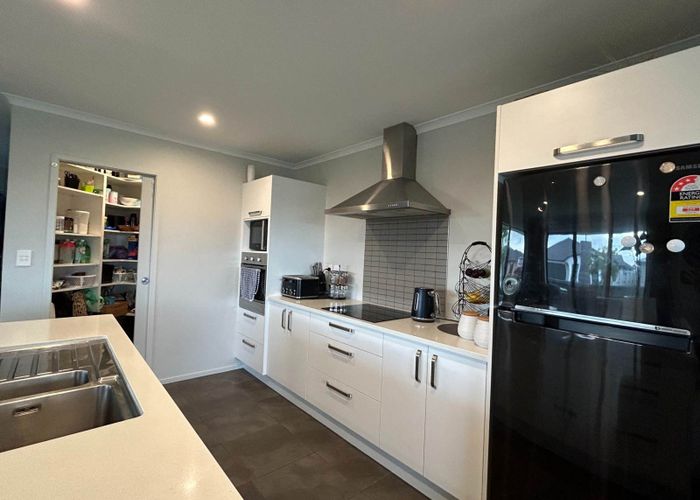  at 6 Piata Street, Papamoa Beach, Tauranga, Bay Of Plenty