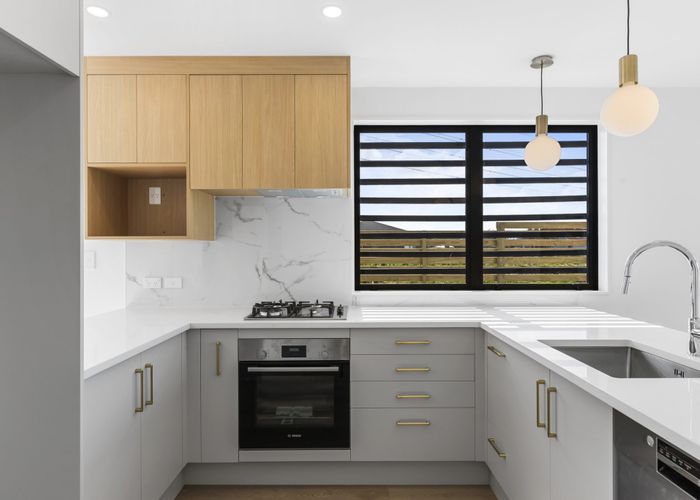  at 33 Karikari Crescent, Takanini, Papakura, Auckland
