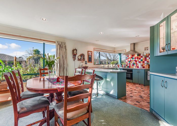  at 7 Stagg Place, Brightwater
