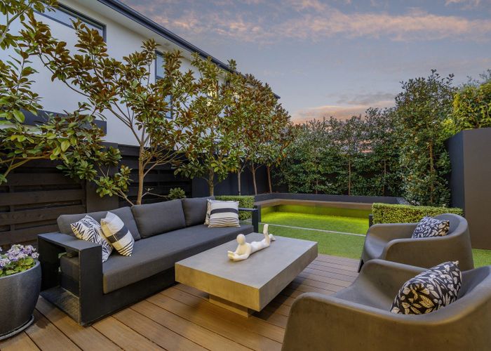  at 1/28 Jeffreys Road, Fendalton, Christchurch