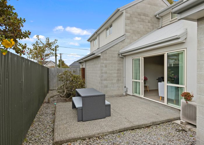  at 2/59 Olliviers Road, Phillipstown, Christchurch
