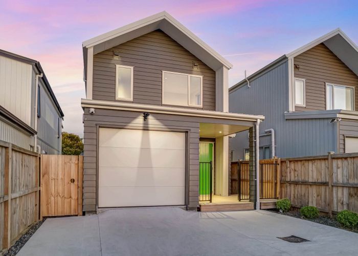  at 14 Hoia Street, Papakura, Papakura, Auckland