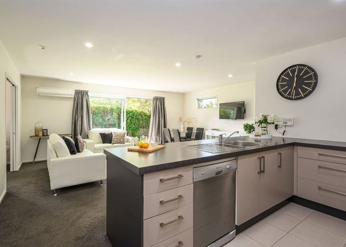  at 211a Springfield Road, Edgeware, Christchurch City, Canterbury