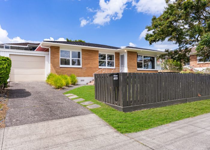  at 2/26 Jutland Road, Hauraki, North Shore City, Auckland
