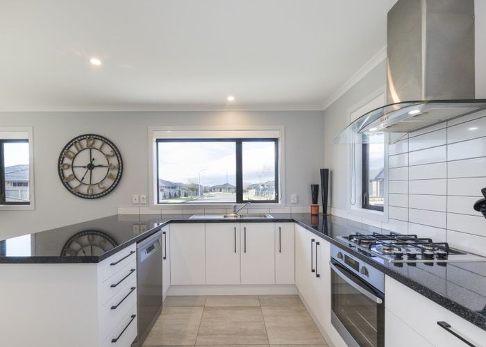  at 18 Cyprus Place, Fitzherbert, Palmerston North