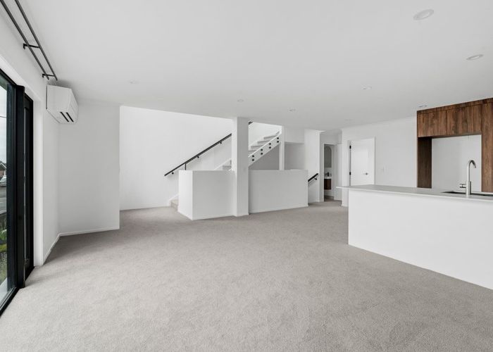  at 2/1 Palmerston Street, Hamilton City Central, Hamilton, Waikato