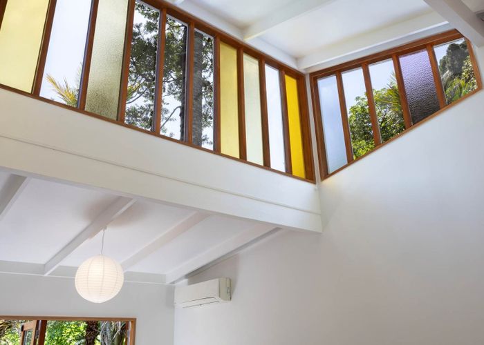  at 15 Valley View Road, Titirangi, Waitakere City, Auckland