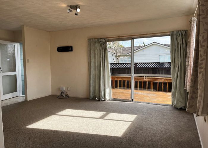  at 34A Darren Crescent, Half Moon Bay, Manukau City, Auckland