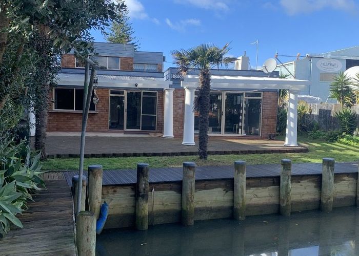  at 3/3 Omana Road, Milford, Auckland