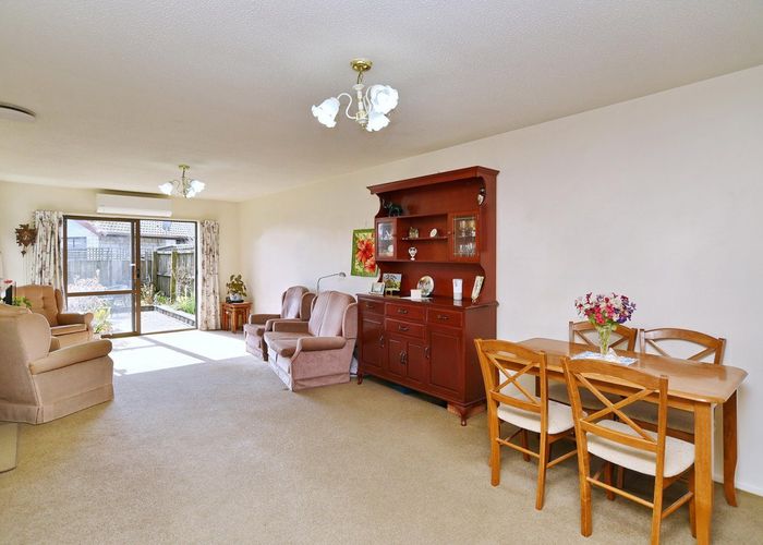 at 2/7 Cassidy Place, Belfast, Christchurch City, Canterbury