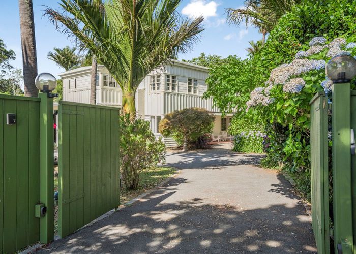  at 85 Ludlam Crescent, Woburn, Lower Hutt