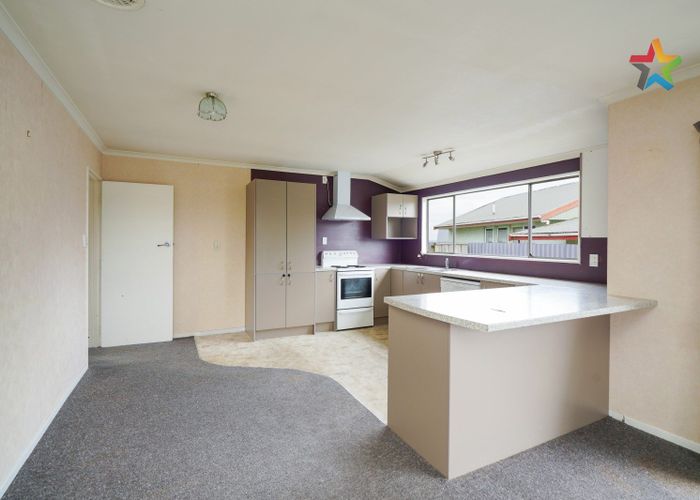  at 22 Avon Place, Clifton, Invercargill