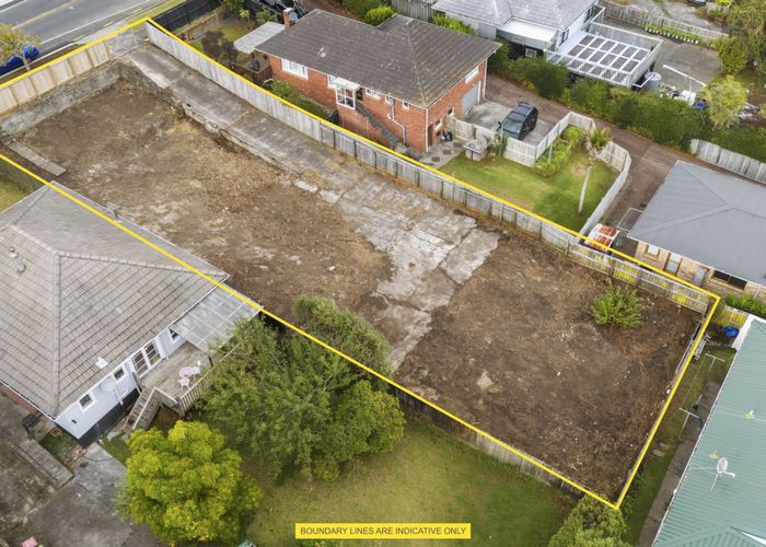  at 93 Hutchinson Avenue, New Lynn, Waitakere City, Auckland