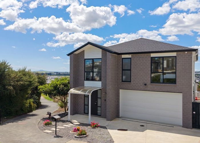  at 10 Ripa Street, Flat Bush, Auckland