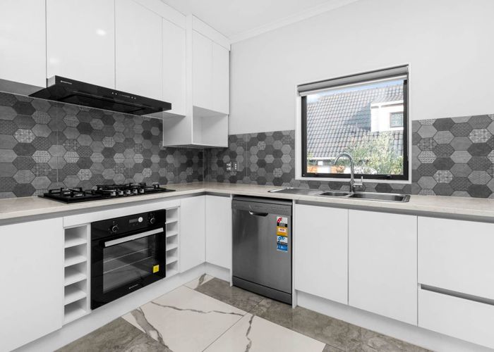  at 4225B Great North Road, Glendene, Waitakere City, Auckland