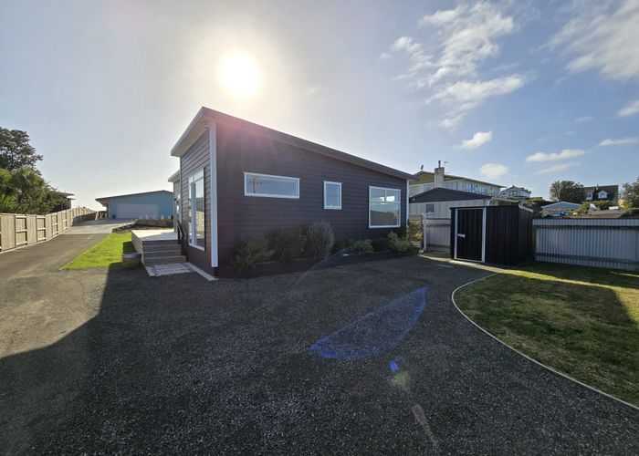  at 13 Chaffey Street, Foxton Beach, Horowhenua, Manawatu / Whanganui