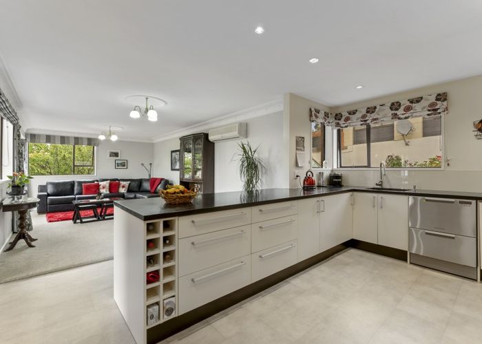  at 16 Kamaka Crescent, Bridge Hill, Alexandra