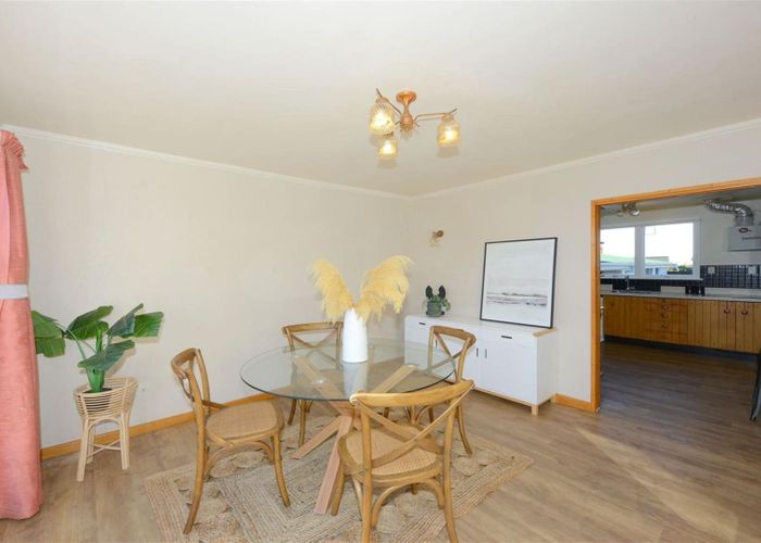  at 52  Glenharrow Avenue, Avonhead, Christchurch City, Canterbury