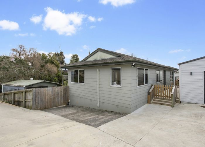  at 21 Leo Street, Glen Eden, Waitakere City, Auckland