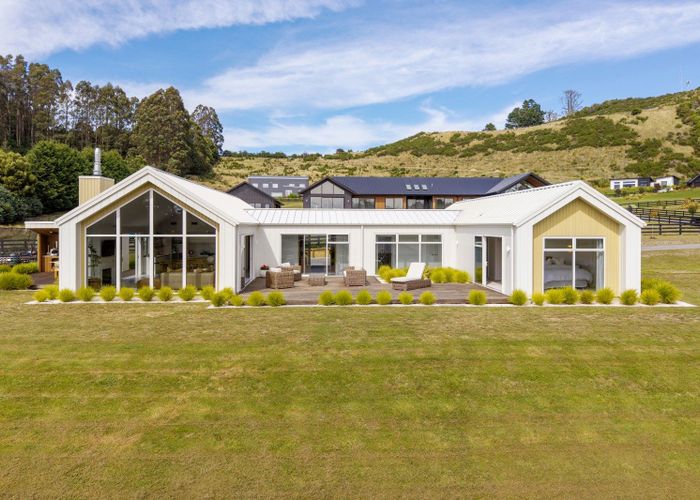  at 13 Lochinvar Lane, Acacia Bay, Taupo, Waikato