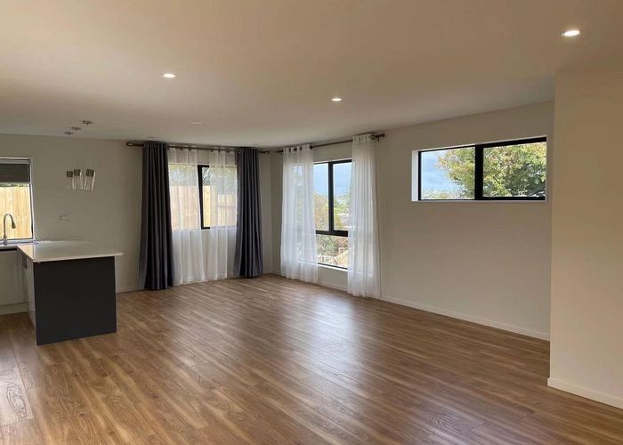  at 11/98 Cardiff Road, Pakuranga, Manukau City, Auckland