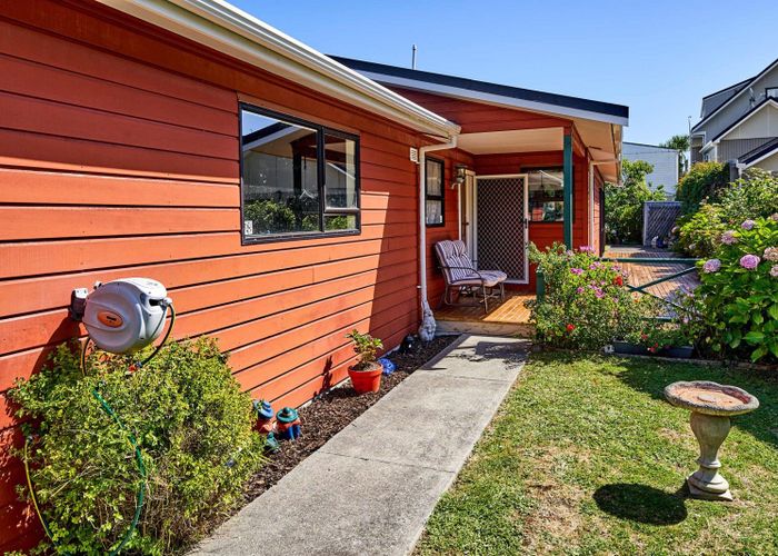  at 12 Acheron Road, Paremata, Porirua