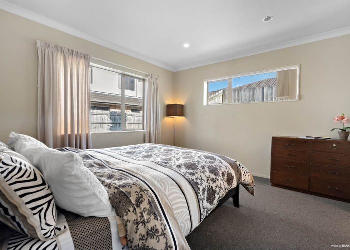  at 11 Manning Rise, Flat Bush, Manukau City, Auckland