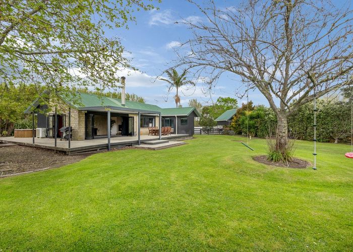  at 11 Lascelles Drive, Albany