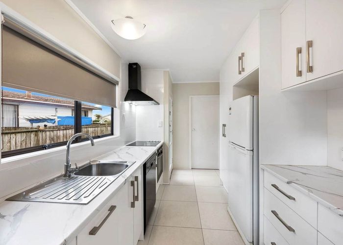 at 2 Le Havre Place, Takanini, Papakura, Auckland