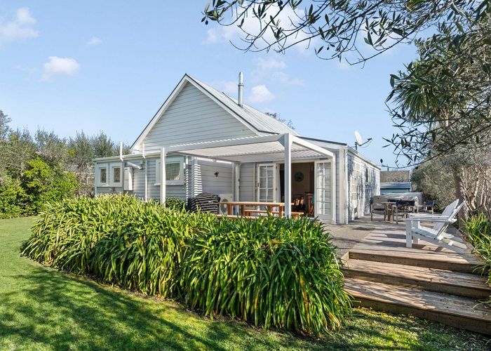  at 102 Jellicoe Street, Martinborough, South Wairarapa, Wellington
