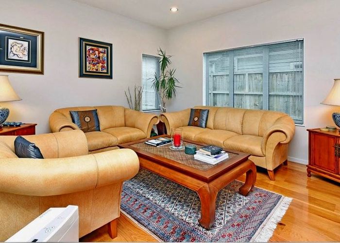  at 61 Pickaberry Avenue, Karaka, Papakura