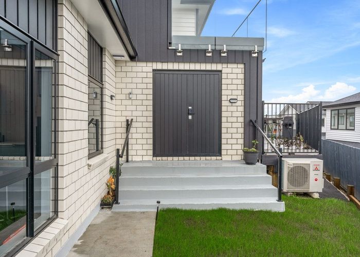  at 4 Tawapou Close, Massey, Waitakere City, Auckland