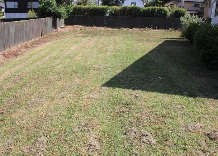  at 35B Park Road, Glenfield, Auckland