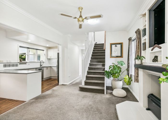  at 52 Totara Road, Miramar, Wellington