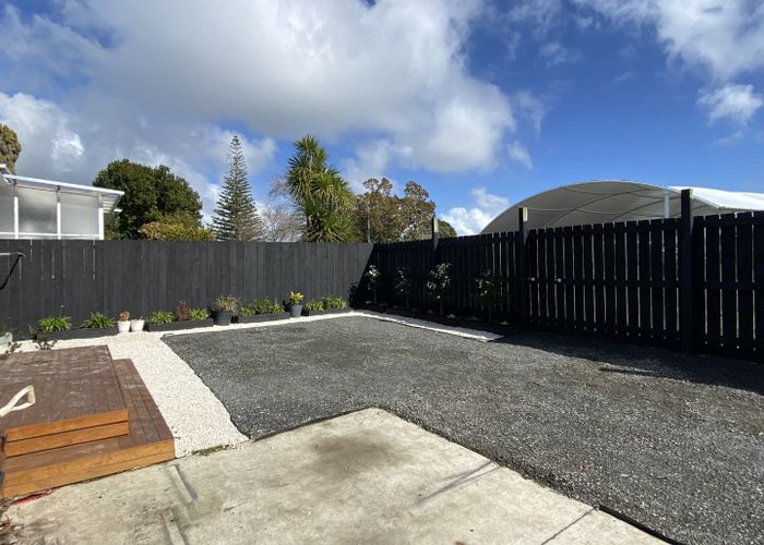  at 14 Evans Road, Weymouth, Manukau City, Auckland