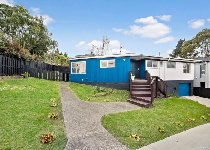  at 19 Helvetia Drive, Browns Bay, Auckland