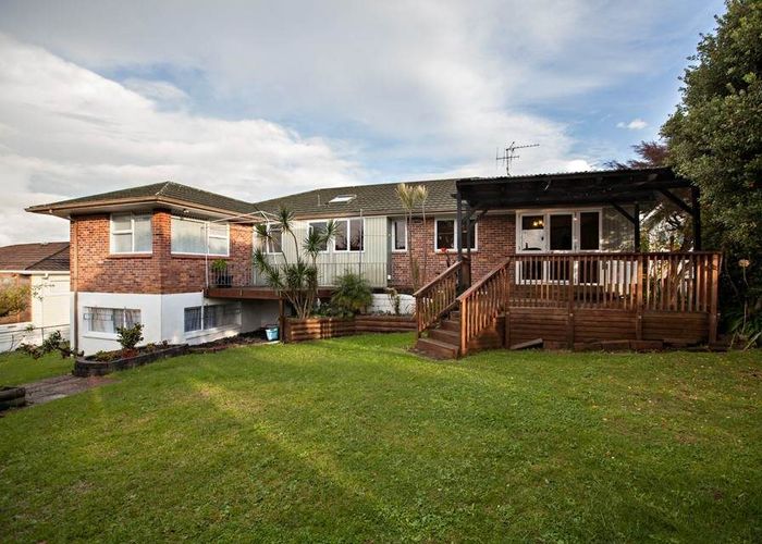  at 8 Camellia Place, Mount Roskill, Auckland City, Auckland