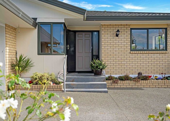  at 45 Merlot Heights, Huapai, Kumeū