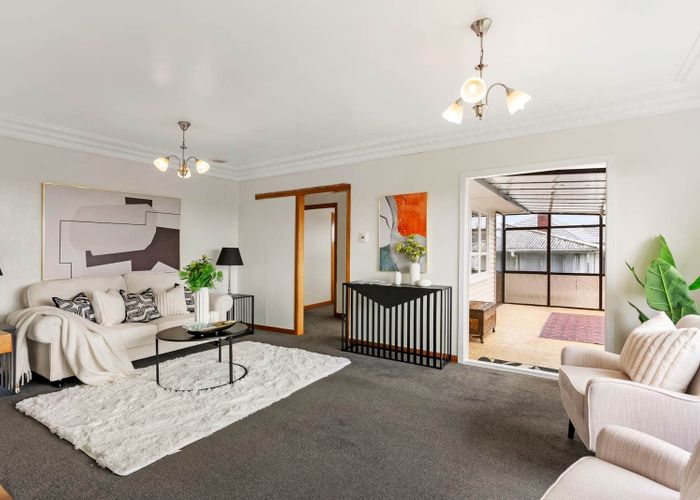  at 6 Kelwyn Road, Kelston, Waitakere City, Auckland