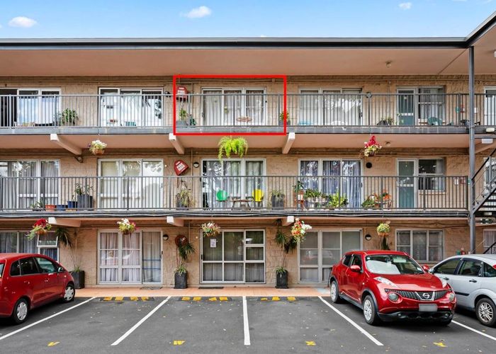  at 20/43 Woodward Road, Mount Albert, Auckland