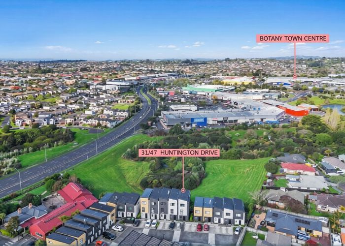  at 31-47A Huntington Drive, Huntington Park, Manukau City, Auckland