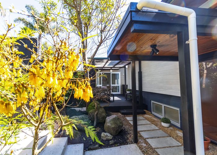  at 11 Tupara Crescent, Kawaha Point, Rotorua