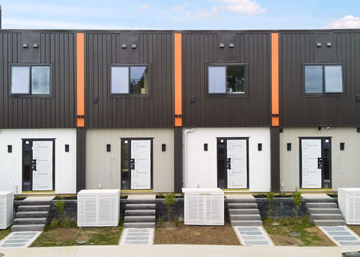  at 10/52 Newington Road, Henderson, Waitakere City, Auckland