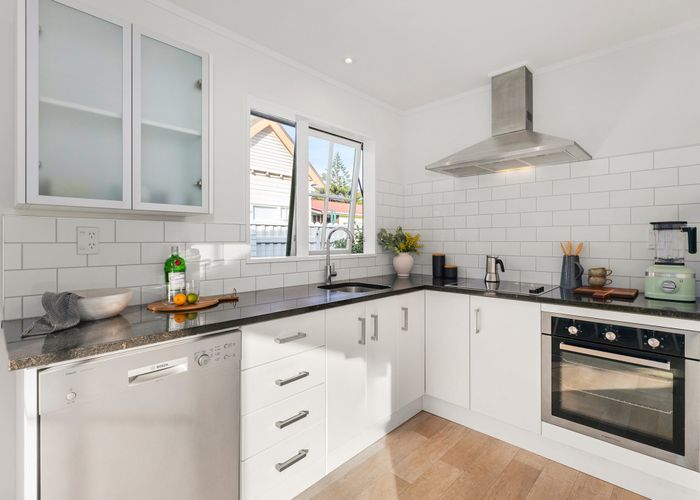  at 165B Queens Drive, Lyall Bay, Wellington, Wellington